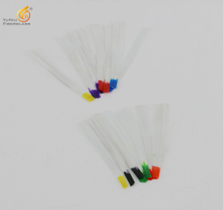 Various colors of fiberglass nail extension